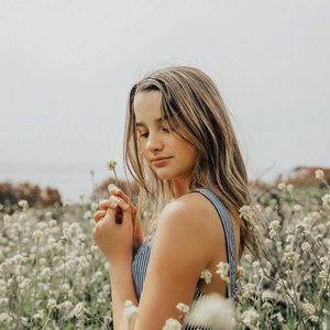 Meet your Posher, Violet